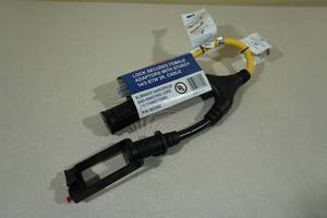 lot 205 image: Easy Lock Male to 2 Female 2ft Extension Cord