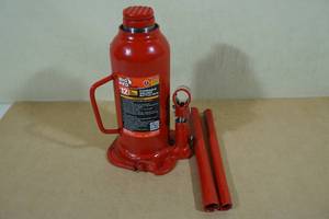 lot 220 image: Big Red 12 Ton Bottle Jack