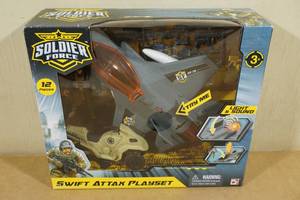 lot 230 image: Soldier Force Swift Attax Playset