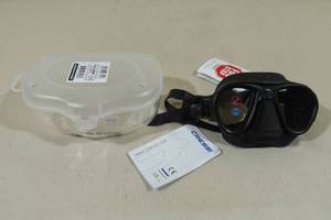 lot 243 image: Cressi Snorkel Mask