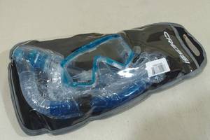 lot 248 image: Cressi Snorkel and Mask Set
