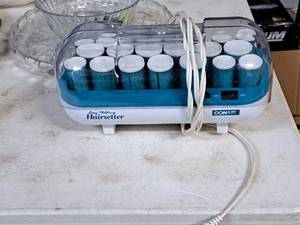 lot 1180 image: Conair Easy Holding Hairsetter