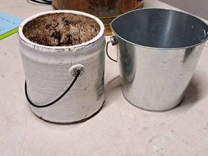 lot 1186 image: Metal Pail, Paint Can