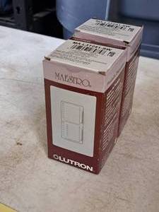 lot 331 image: Lot of (2) Lutron Switches MA-L3T251-SW