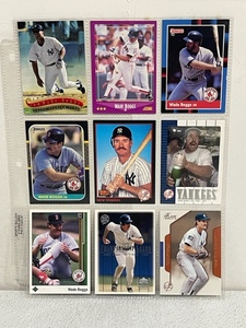 lot 15 image: Wade Boggs Baseball Trading Cards
