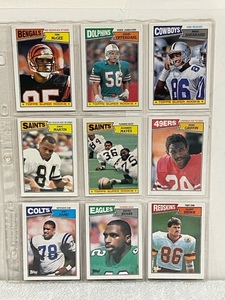 lot 23 image: Football Trading Cards