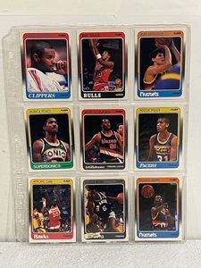 lot 26 image: Basketball Trading Cards