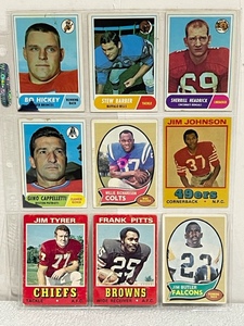 lot 44 image: Vintage Football Cards