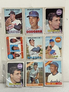 lot 51 image: Vintage Baseball Cards