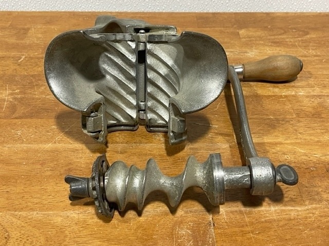 lot 54 image: Universal Meat Grinder