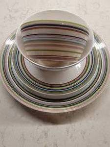 lot 77 image: Striped Border Chinaware Service by Iittala