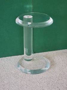 lot 49 image: Chic Vintage Lucite Side Table