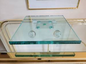 lot 103 image: Modern Art Glass Display Stand