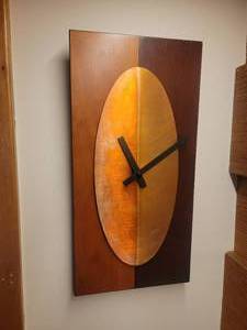 lot 112 image: Stunning Modern Art Wall Clock