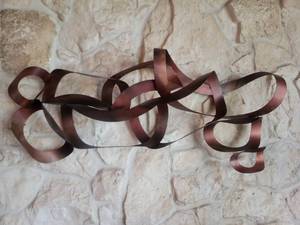 lot 50 image: Abstract MCM Swirling Metal Art Sculpture