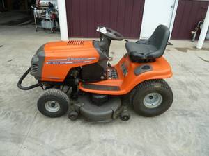 Husqvarna  YTH1542XP Lawn Tractor