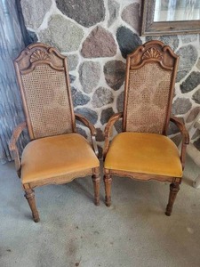 lot 18 image: Set Of Vintage Arm  Chairs