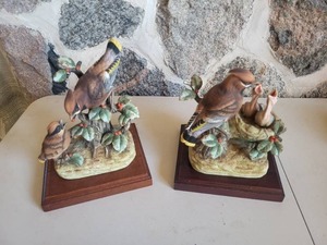 lot 5 image: 2 Piece Lot of Vintage Cedar Waxwing By Andrea Sadek