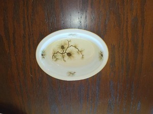lot 66 image: Vintage Lenox Pine China Oval Vegetable Serving Dish