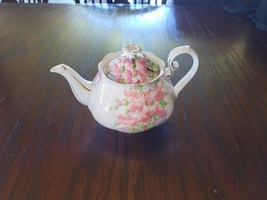lot 56 image: Royal Albert Bone China Tea Pot