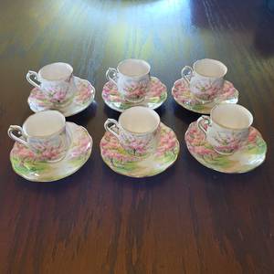 lot 53 image: Royal Albert 6 Piece Set Tea Cup and Saucer Blossom Time Bone China