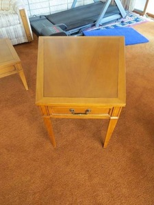 lot 37 image: Vintage Side Table with Drawer
