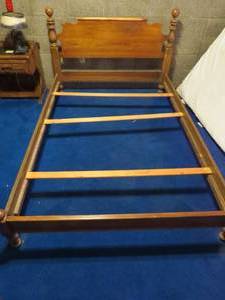 lot 135 image: Wood Bed Frame With Headboard Size Full