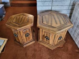 lot 40 image: 2 Vintage Hexagonal End Stands