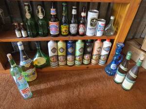 lot 170 image: Mixed Lot of Vintage Bottles and Cans