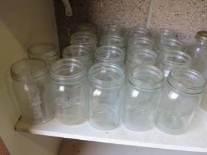 lot 178 image: 18 Ball Canning Jars with Wide Mouth