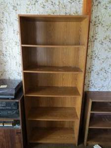 lot 207 image: 71 H X 30  W Book Shelf