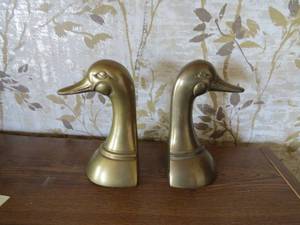lot 219 image: Vintage Brass Duck Bookends