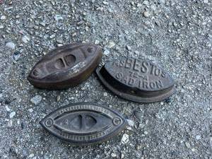 lot 49 image: Sad Irons