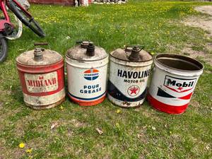 lot 96 image: 5 Gallon Oil Cans