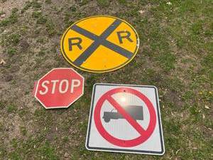 lot 111 image: Decommissioned Road Signs