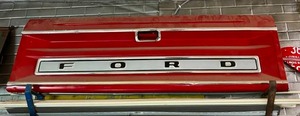 lot 173 image: Ford Tailgate
