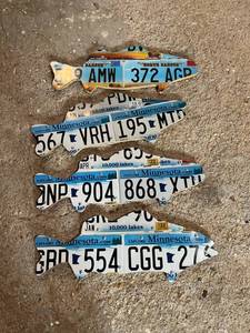 lot 183 image: Fish Artwork from License Plates