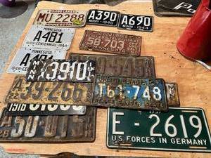 lot 217 image: 1911 MN Porcelain Plate, 1916 Ohio, 1949 MN Matching Plates & Many More High Value Plates