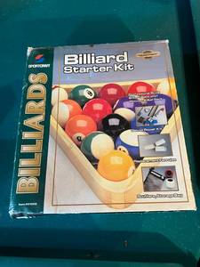 lot 254 image: Billiard Starter Kit