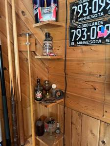 lot 268 image: 4 Shelves of Collectibles
