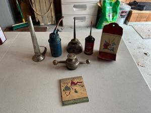 lot 367 image: Mixed Vintage Lot