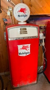 lot 377 image: Gasboy Mobilgas Gas Pump with Reproduction Globe
