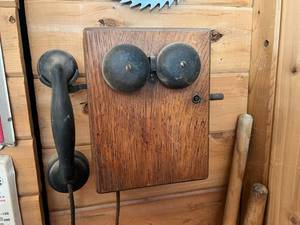lot 312 image: Antique Wall Phone
