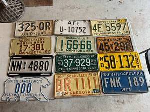 lot 340 image: Vintage License Plates