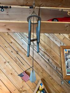 lot 418 image: Wind Chime