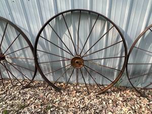 lot 496 image: 53 Steel Wheel