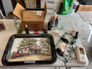 lot 433 image: Coca-Cola Collectibles