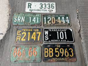 lot 478 image: Vintage License Plates - 1940 Nebraska, 1950 Texas, Indiana & Arkansas