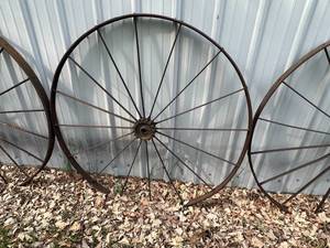 lot 495 image: 53 Steel Wheel