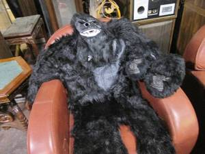 lot 30 image: Gorilla suit with matching Gorilla ...